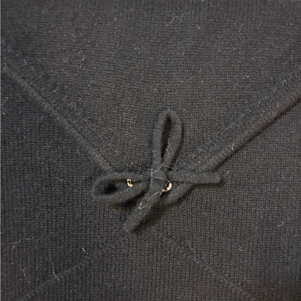 100% Black Cashmere ipad/ computer padded case never used.